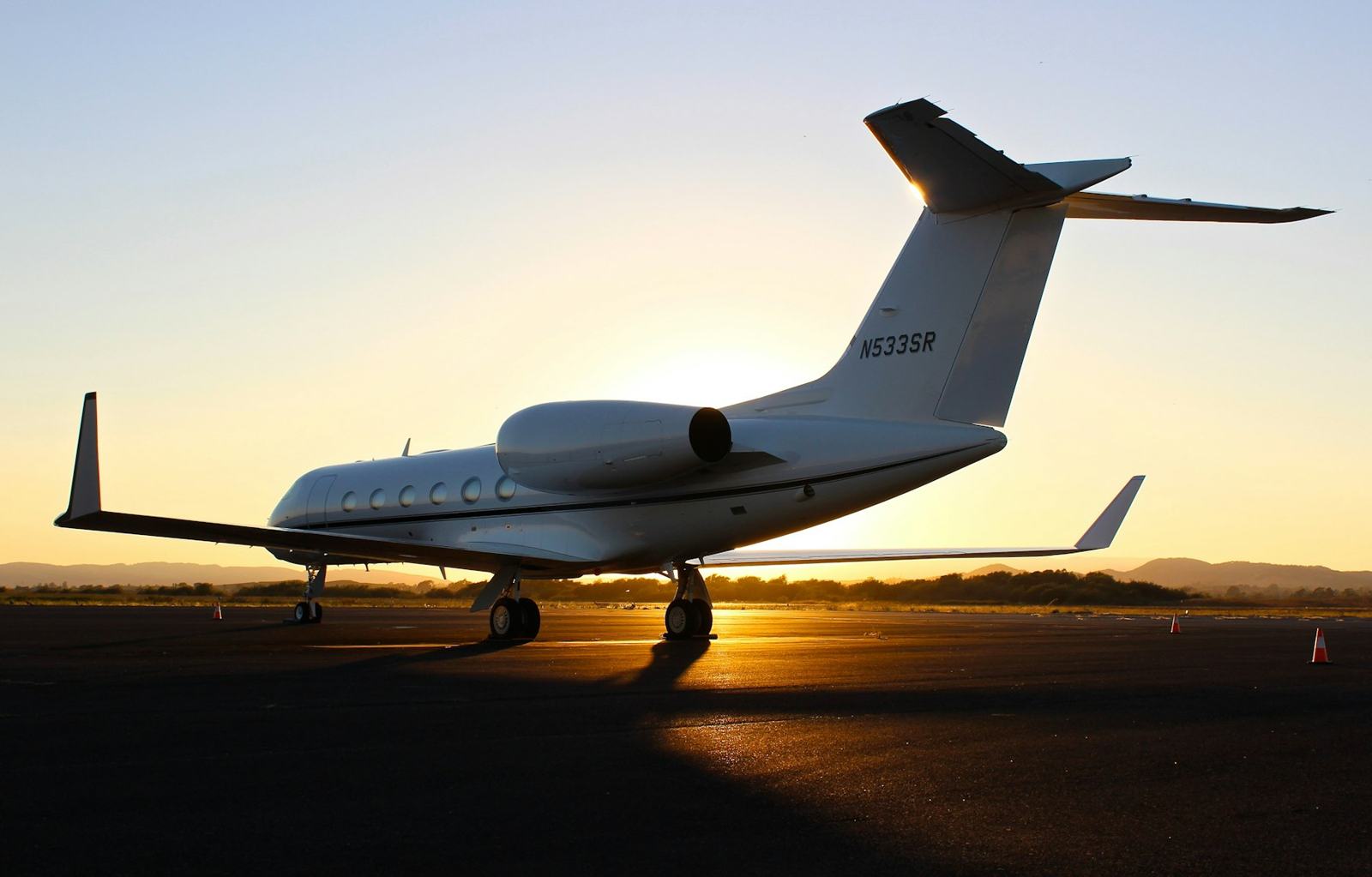 Aircraft sales & management
